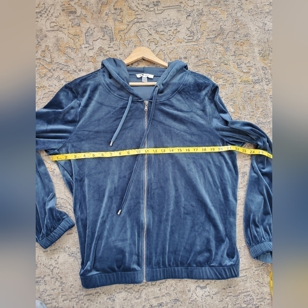 Cable and guage blue velour wide leg tracksuit. Womens XL EUC - Picture 11 of 16
